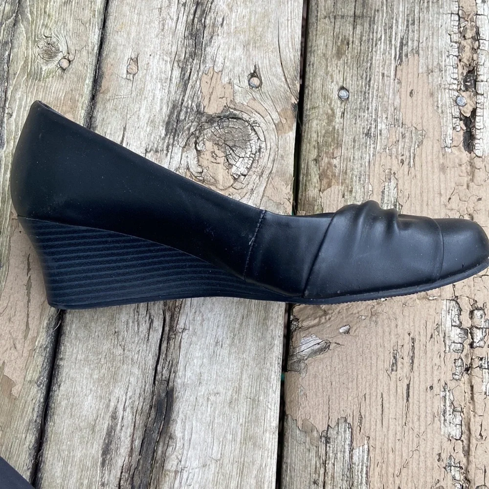 Bongo Women’s Wedges - Black Size 9.5 Nice condition - Picture 6 of 13